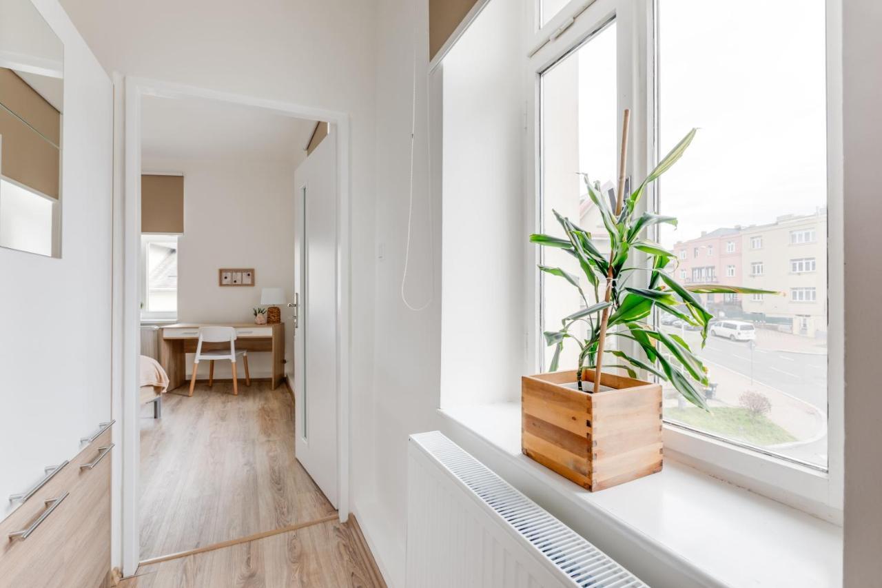 Apartmán Modern, Bright And Spacious